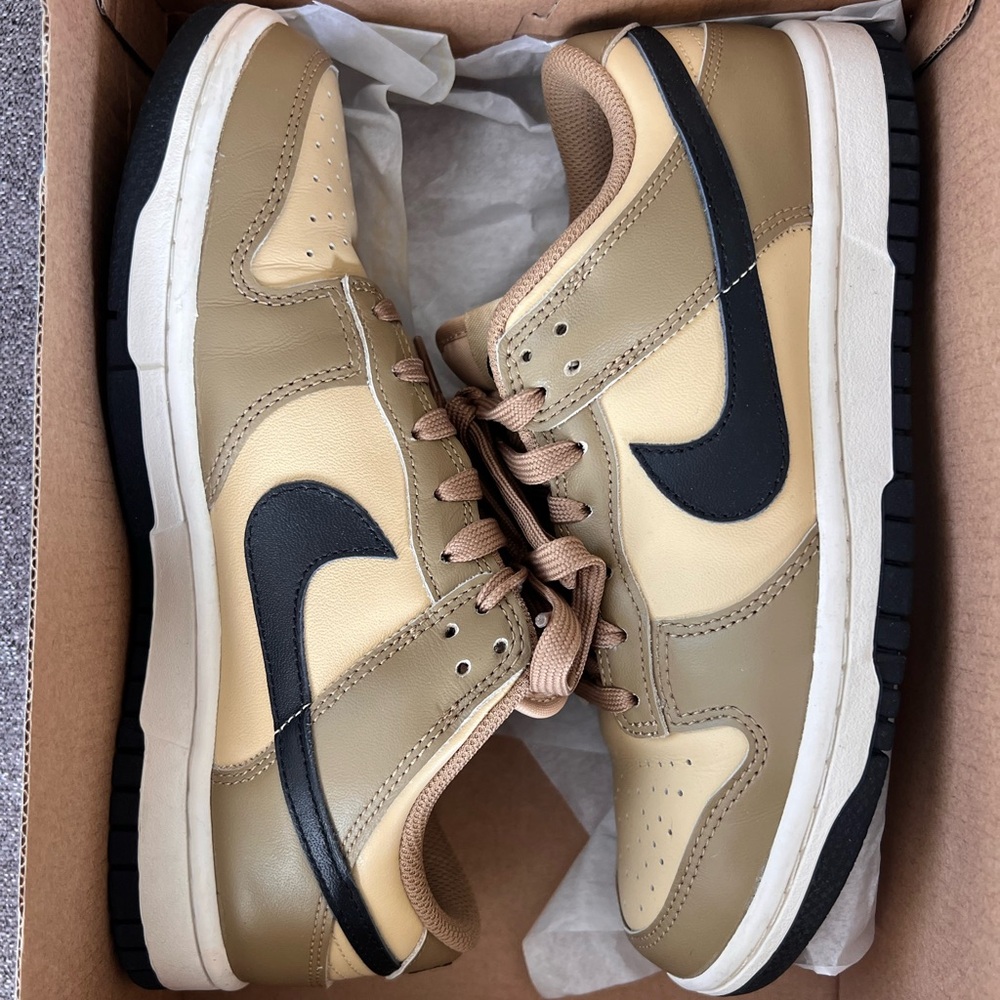 Nike Beige and Black Athletic Shoes